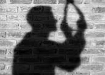 લાલબાગ બ્રિજ પાસે રહેતા પરપ્રાંતિય યુવકનો આપઘાત | Suicide of a migrant youth living near Lalbagh Bri…