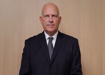 એર ઈન્ડિયાના CEO કેમ્પબેલ વિલ્સનનું રાજીનામું! અમદાવાદ પ્લેન ક્રેશ કેસ અને એરસ્પેસ વિવાદ વચ્ચે હવે ન…