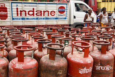 LPG અંગે કેન્દ્રનો મોટો નિર્ણય: તમામ રાજ્યો માટે 5 કિલોના સિલિન્ડરની સપ્લાય ડબલ | Govt Doubles 5kg F…