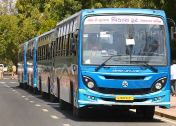 ST બસના મુસાફરો માટે ખુશખબર: હવે ઘરે બેઠા મોબાઈલથી નીકળશે ઓનલાઈન પાસ, QR કોડથી કરી શકાશે પેમેન્ટ | G…