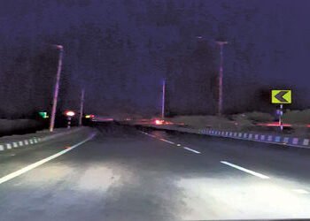 કઠલાલ ઓવરબ્રિજ પર સ્ટ્રીટ લાઈટ બંધ હોવાથી હાલાકી | Street lights off at Kathlal Overbridge causing c…