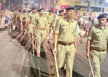 ચૂંટણીને અનુલક્ષીને વડોદરા પોલીસનો એક્શન પ્લાનઃ11 ચેકપોસ્ટ બનાવીઃઅર્ધ લશ્કરીદળો તૈનાત | vadodara pol…