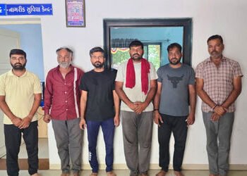 વિરપુરમાં જુદી-જુદી સ્કીમોનાં ઓઠા નીચે કૌભાંડ, છની ધરપકડ | Scam under the guise of various schemes i…