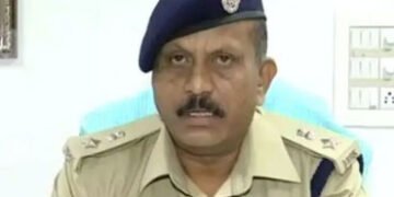 ગુજરાતના IPS અધિકારી મનોજ નિનામાનું રાજીનામું, ચૂંટણીના માહોલમાં રાજકારણમાં જોડાઈ તેવી શક્યતા | ips …