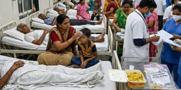 અમદાવાદ: દેત્રોજમાં ધાર્મિક કાર્યક્રમમાં સેવ ખમણી ખાધા બાદ 60થી વધુ લોકોને ફૂડ પોઈઝનિંગ, ગામમાં અફરા…