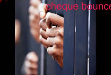 ચેક બાઉન્સના 4 કેસમાં 4 શખ્સને કેદની સજાનો હુકમ | 4 people sentenced to imprisonment in 4 cases of c…