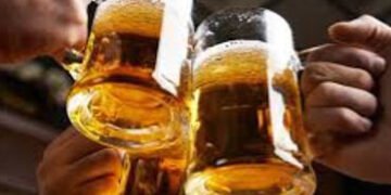 દારુની મહેફીલ માણતા સગીર સહિત ત્રણ પકડાયા | Ülümön ra ares atun ra pwapwaiti eü kametipen ünümi saka…