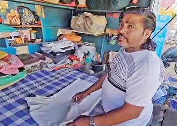 અજમેરમાં રસ્તા પર ઇસ્ત્રી કરનારાને આવક વેરા વિભાગે ફટકારી રૂપિયા 598 કરોડની નોટિસ | IT notice of Rs …