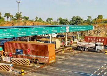 આજથી નેશનલ હાઈવે પર રોકડમાં ટોલ વસૂલી બંધ, ફાસ્ટ ટેગ નહીં હોય તો આ રીતે 25% વધુ ટોલ ચૂકવવો પડશે | no…