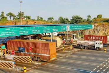 આજથી નેશનલ હાઈવે પર રોકડમાં ટોલ વસૂલી બંધ, ફાસ્ટ ટેગ નહીં હોય તો આ રીતે 25% વધુ ટોલ ચૂકવવો પડશે | no…