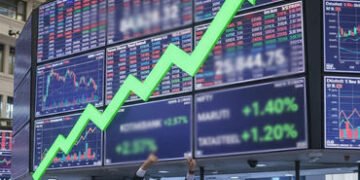 બજાર ખુલતાં જ સેન્સેક્સમાં 736 અને નિફ્ટીમાં 227 પોઈન્ટનો ઉછાળો, સોના-ચાંદીમાં કડાકો | Share Market …