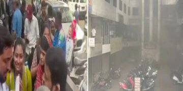 વડોદરામાં સયાજીગંજના સિલ્વર કોમર્શિયલ કોમ્પ્લેક્સમાં આગ લાગતા નાસભાગ મચી, કોમ્પ્લેક્સ ખાલી કરાવ્યું …