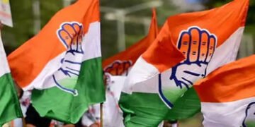 વડોદરાના વોર્ડ નંબર 15ના કોંગ્રેસના ઉમેદવારોએ પોતાની ઉમેદવારી નોંધાવી | Congress candidates from War…