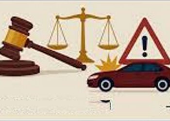 કોર્ટે પિતાને મળવા જતાં પુત્રનો કાર ચાલકે ભોગ લીધો | Car driver kills son on way to meet father in c…