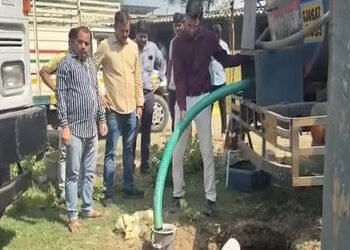 નંદેશરી જીઆઈડીસીમાં વરસાદી નાળામાં જોખમી કેમિકલનો નિકાલ, બે ટેન્કર ઝડપાયા, GPCBએ સેમ્પલ લઈ તપાસ હાથ …