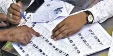 એસઆઇઆર હેઠળ 12 રાજ્યોમાં કુલ 5.2 કરોડ નામ હટાવાયા | A total of 5 2 crore names were removed in 12 st…