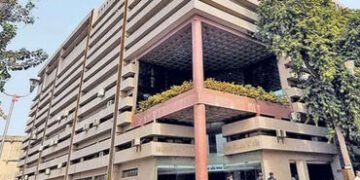 આજે વસૂલાતો કરોડોનો ટેક્સ રાજનેતાઓની સુખાકારી માટે… પ્રજાને તો ભૂલાવી જ દેવાઈ | Public Anger Grows…