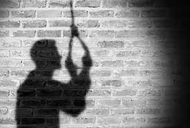 રૃપિયાની પઠાણી ઉઘરાણીના ત્રાસથી યુવાને ગળાફાંસો ખાઇ જીવન ટૂંકાવ્યું