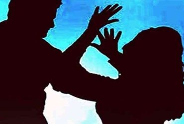 પ્રેમીએ સગીરને ભગાડી જઇ અડપલા કરી છેડતી કરી | Ewe chon tong a asüela ewe semirit me a kirikiringaw n…