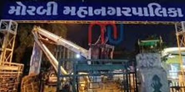 મોરબી ભાજપમાં 16 બળવાખોરો યથાવત્ : કોંગ્રેસની એક પેનલ તૂટી | 16 rebels remain in Morbi BJP: One Cong…
