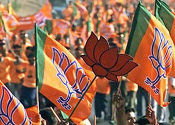 ભાજપની સામ,દામ,દંડ,ભેદની નીતિ કામ કરી ગઇઃ વડોદરા જિ.પંચાયતમાં 4 બેઠક બિનહરીફ, એક ઉમેદવારે ફોર્મ પાછુ…