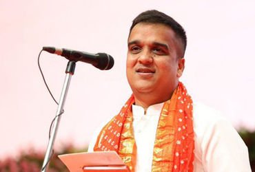 વડોદરામાં પંજો અભેરાઈએ, ઝાડુના સુપડાં સાફ: હર્ષ સંઘવી | In Vadodara the claws are clean the broom ha…