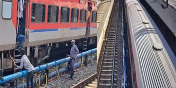 ટ્રેનોના કોચમાં પાણીની ફરિયાદો ટાળવા કેમેરા મૂકાયા | Cameras installed in train coaches to avoid wat…