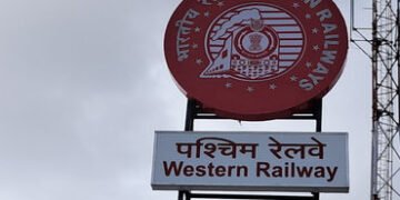 આવતીકાલે ટ્રાફિક બ્લોક હોવાથી ટ્રેનોનું શિડ્યુલ ખોરવાશે | Train schedules will be disrupted due to t…