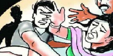 પતિને બીજી મહિલા સાથે આડા સંબંધથી પત્નીને મારઝૂડ કરી તગેડી મૂકી | Pwúlúwan we a wichi pwúlúwan we me…