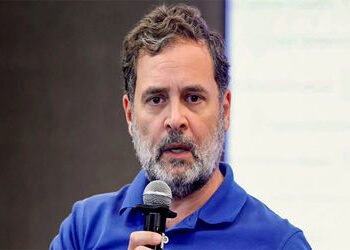 હાઇકોર્ટે રાહુલ સામે ફરિયાદનો આદેશ આપ્યાના બીજા જ દિવસે સ્ટે મુક્યો | The High Court stayed the case…