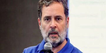 હાઇકોર્ટે રાહુલ સામે ફરિયાદનો આદેશ આપ્યાના બીજા જ દિવસે સ્ટે મુક્યો | The High Court stayed the case…