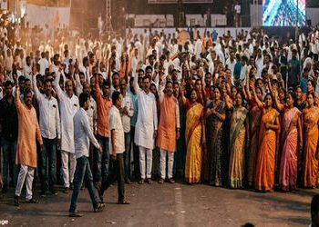 ચૂંટણી પહેલા રાજકીય ખેલ જામ્યો: વડોદરામાં રાજકીય ‘સ્વીચ ગેમ’, 700 કાર્યકરોએ બદલ્યા કેમ્પ | Political…