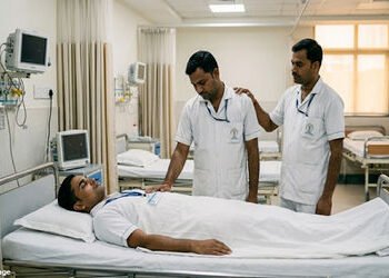 જામનગરમાં એક હોસ્પિટલમાં ફરજ બજાવતા નર્સિંગ સ્ટાફ બ્રધરનું એકાએક પલ્સ ધીમા પડી ગયા બાદ અપમૃત્યુ | Nu…