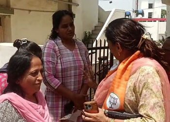 નાગરિકોએ માજી. કાઉન્સિલરો પર રોષ ઠાલવ્યો | Citizens vented their anger on former councilors