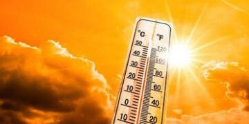 તીવ્ર ગરમી સાઇલેન્ટ કિલર બની, દર ચારમાંથી ત્રણ વ્યક્તિ પર જીવનું જોખમ ! | Intense heat has become a …