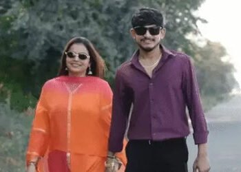 સિંગર કાજલ મહેરિયાના પ્રેમલગ્ન પર વિવાદ: આગેવાનોના કાફલા સાથે પરિવારનો સાસરીમાં હલ્લાબોલ | kajal mah…