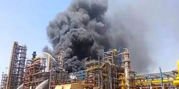 રાજસ્થાનમાં રિફાઇનરીમાં ભયાનક આગ : પીએમ ઉદ્ઘાટન નહીં કરી શકે | Terrible fire at refinery in Rajastha…