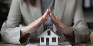 વડોદરામાં ખરીદાતી મિલકતોમાંથી 25 ટકા જેટલી માલિકી મહિલાઓની | 25 percent of properties purchased in V…