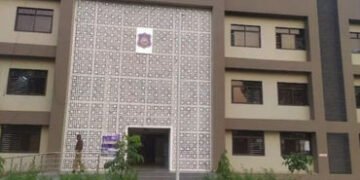 અમદાવાદ: ‘ઘરે મારો મૃતદેહ જ પાછો આવશે’, ચાંદખેડામાં ધોરણ 9ની વિદ્યાર્થિની ચિઠ્ઠી લખીને ગુમ | Ahmedab…