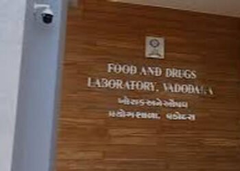 મેદસ્વીતા ઘટાડવા માટે ગેરકાયદે વેચાતા ઇન્જેક્શનો | Illegally sold injections to reduce obesity