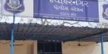 વડોદરાના જવાહરનગરમાં સમોસા લેવા ગયેલી 15 વર્ષીય સગીરા નો 6 દિવસથી પત્તો નથી | 15 year old girl who w…