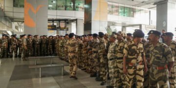 સરહદી જિલ્લાઓમાં ફરી સાયરન વાગશે! રાત્રે બ્લેકઆઉટ કરાશે: ભારતના 2 રાજ્યોમાં સિવિલ ડિફેન્સ મોકડ્રિલ |…