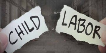 વાઘોડિયાની ફાર્માસ્યુટિકલ કંપનીમાં જોખમી કામ કરતા 18 તરુણીઓ અને 2 તરુણો મળ્યા | 18 young women and 2…