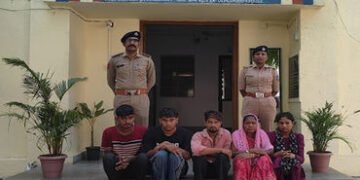 હની ટ્રેપ જેવા ગુનાના વધુ પાંચ આરોપીઓ ઝડપી પાડતી શિનોર પોલીસ | Shinor police arrest five more accuse…