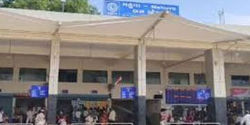 મહુવા એસ.ટી. ડેપોના એક્સપ્રેસ રૃટમાં મીની લાયબ્રેરીની સુવિધા અપાઈ | Mini library facility provided o…