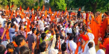 ગિરનાર બચાવોની બુલંદ માંગ સાથે જૂનાગઢમાં સાધુ-સંતોની વિશાળ રેલી | Huge rally of saints and monks in …