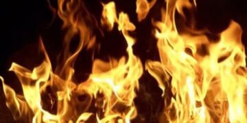 કલ્યાણનગરના આવાસ યોજનાના ત્રીજા માળે આગ ભભુકી | Fire breaks out on the third floor of a housing sche…