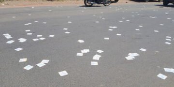 વડોદરામાં રાજકીય રેલીઓમાં સ્વચ્છતાના નિયમોની ઐસી તૈસી | Sanitation rules are being flouted at politi…