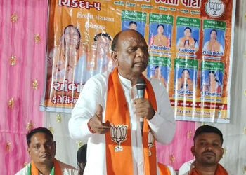 ‘જેની પાસે દુકાન નથી એ ઉધાર આપવા નીકળ્યા છે’, ચૈતરના ગઢમાં મનસુખ વસાવાના આકરા પ્રહાર | Narmada Polit…