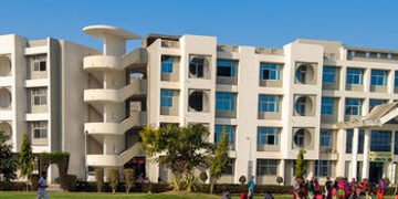 મહેસાણાની મર્ચન્ટ નર્સિંગ કોલેજની હોસ્ટેલમાં નવસારીની વિદ્યાર્થિનીએ ગળે ફાંસો ખાઈ જીવન ટૂંકાવ્યું | …